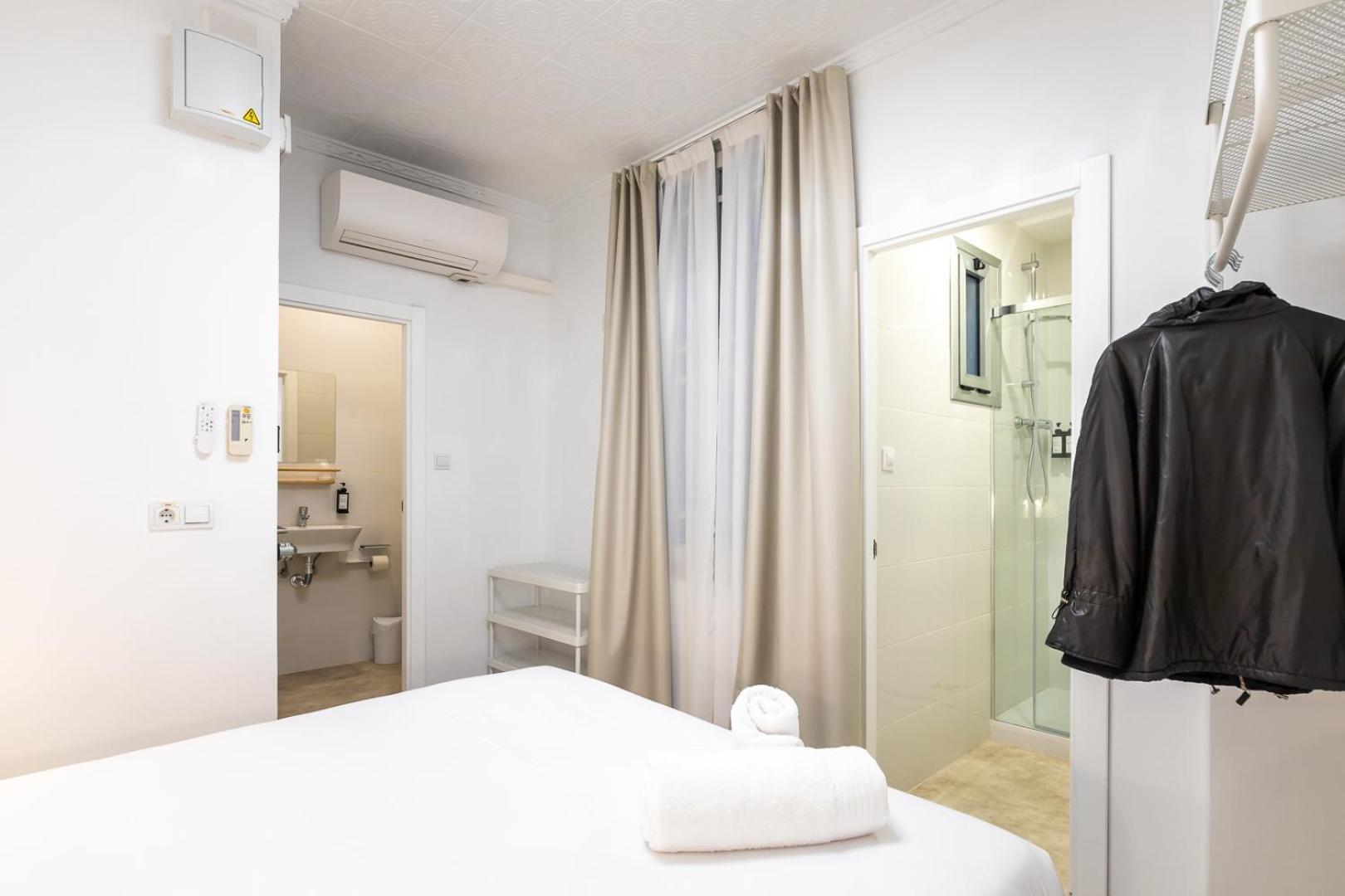 Pension Alicante By Moontels فالنسيا المظهر الخارجي الصورة